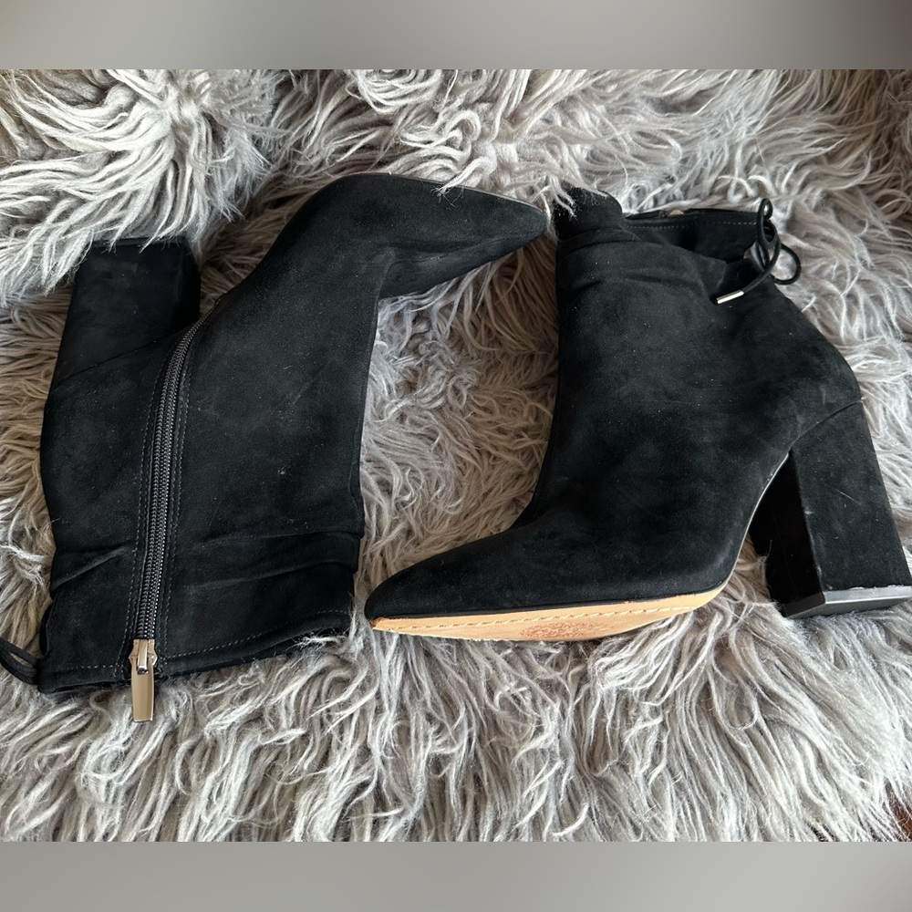 Vince Camuto Salali Black Suede Boots Size 9.5 - Picture 2 of 12